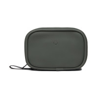 vert (± PMS 19-0414 TPG)